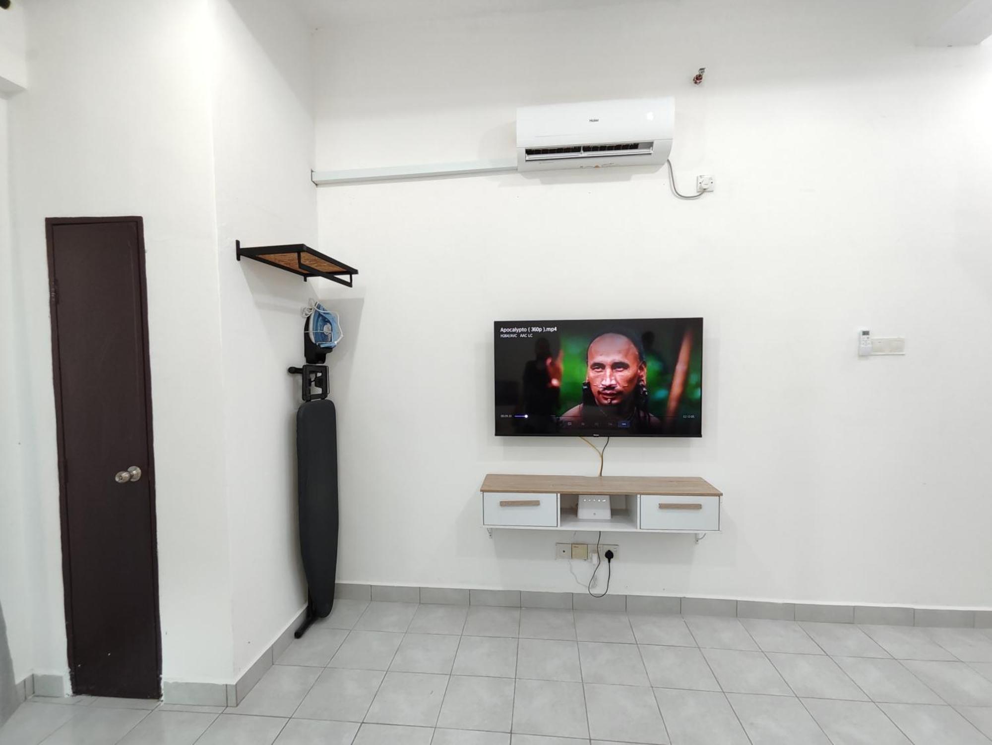 Homestay Studio Apartment Bentara Suite, Kompleks Mutiara Gua Musang Exterior photo